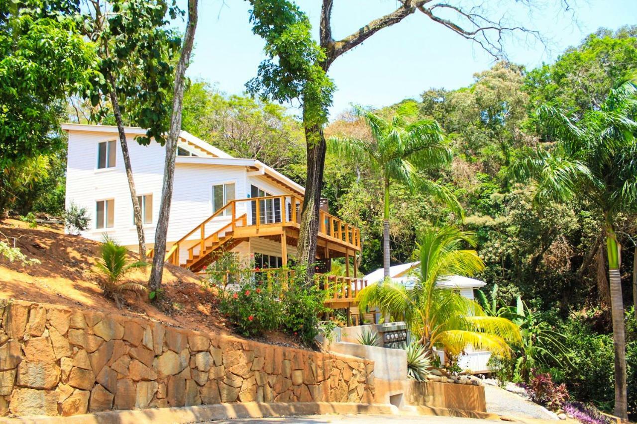 Xbalanque Resort West Bay Exterior photo